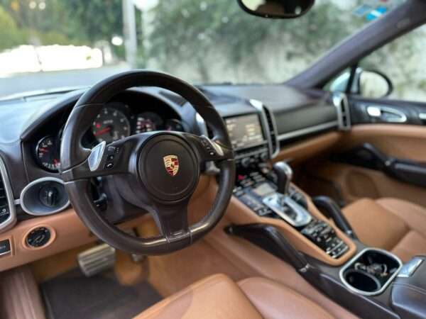 Porsche Cayenne GTS 7 1