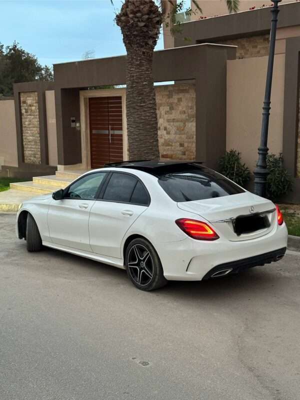 Mercedes CLA 3